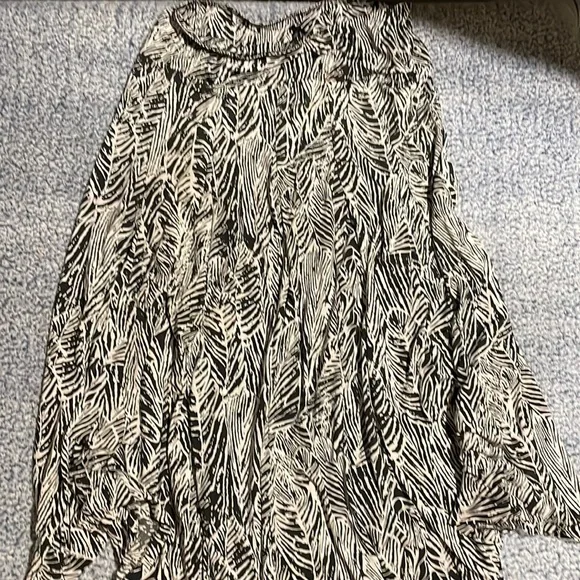 ♻️Skirt - Picture 1 of 2